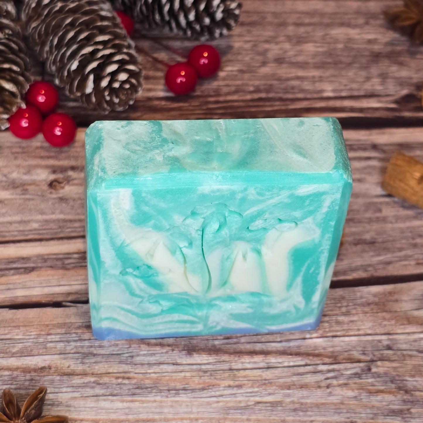 Handcrafted soap with the refreshing scent of Radical Sauvage. A fresh, airy blend inspired by ocean winds, leaving skin cleansed, soft, and revitalized.