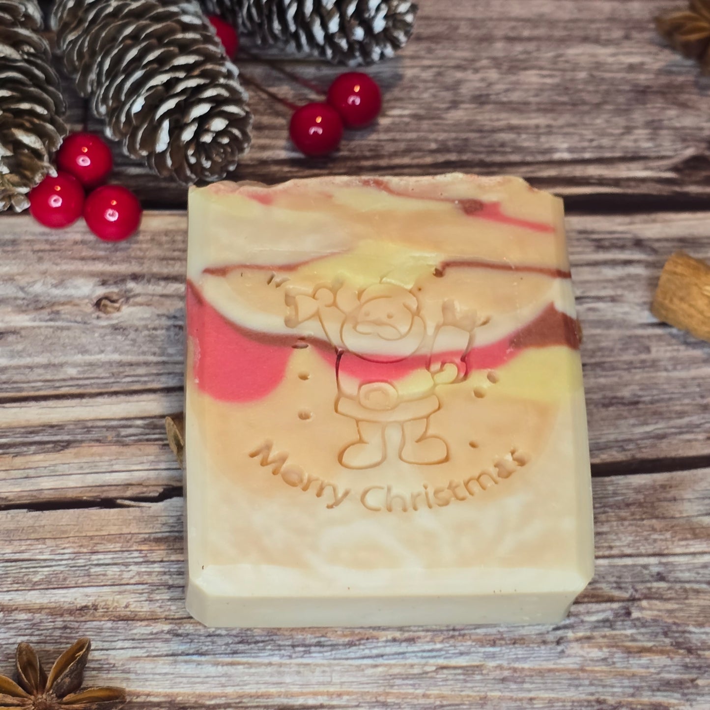 Santa’s Apple Spice Soap Christmas-themed Festive Scented Bar with Cinnamon Apple Scented Bar for Christmas-themed Festive Scented Bar