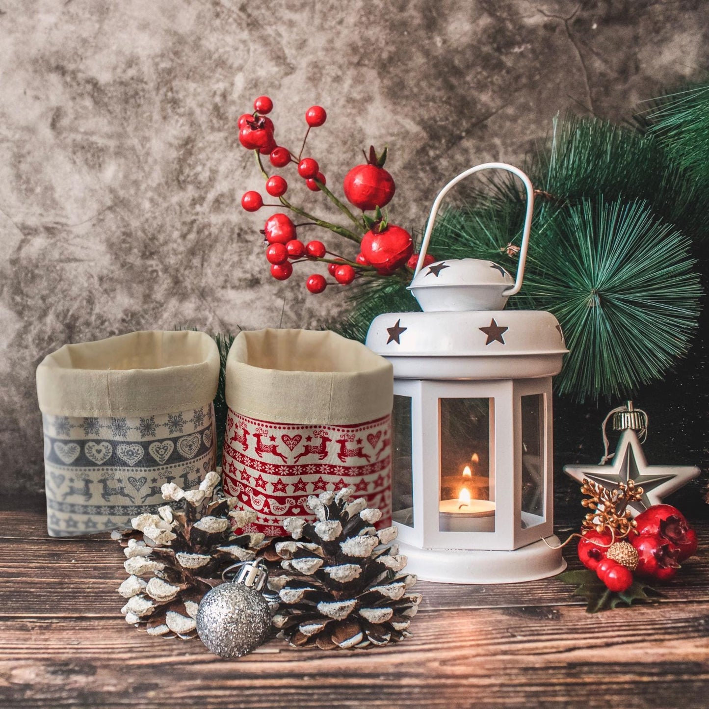 Scandinavian Christmas Fabric Basket: Reversible Bread Basket