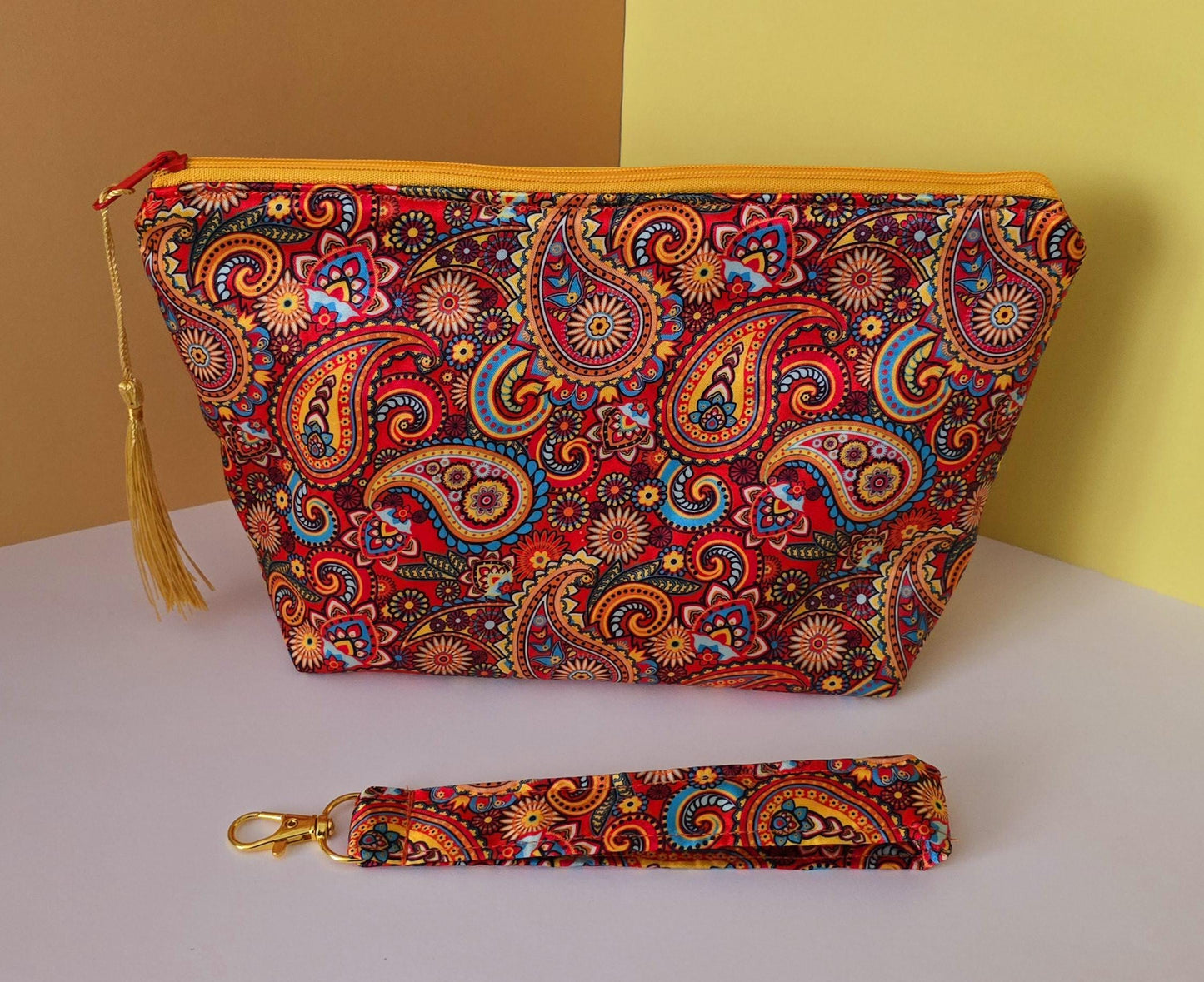 Handcrafted Indian Style Makeup Bag: Jaipur Fabric Cosmetic Bag