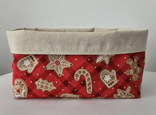 Christmas Fabric Basket: Reversible Bread Basket with Canvas Lining