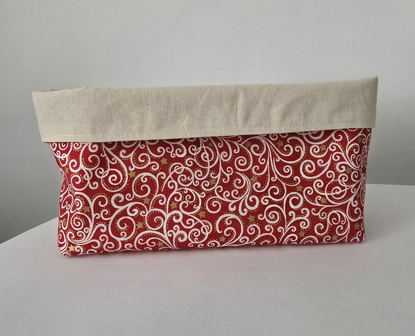 Christmas Fabric Basket: Reversible Bread Basket with Canvas Lining