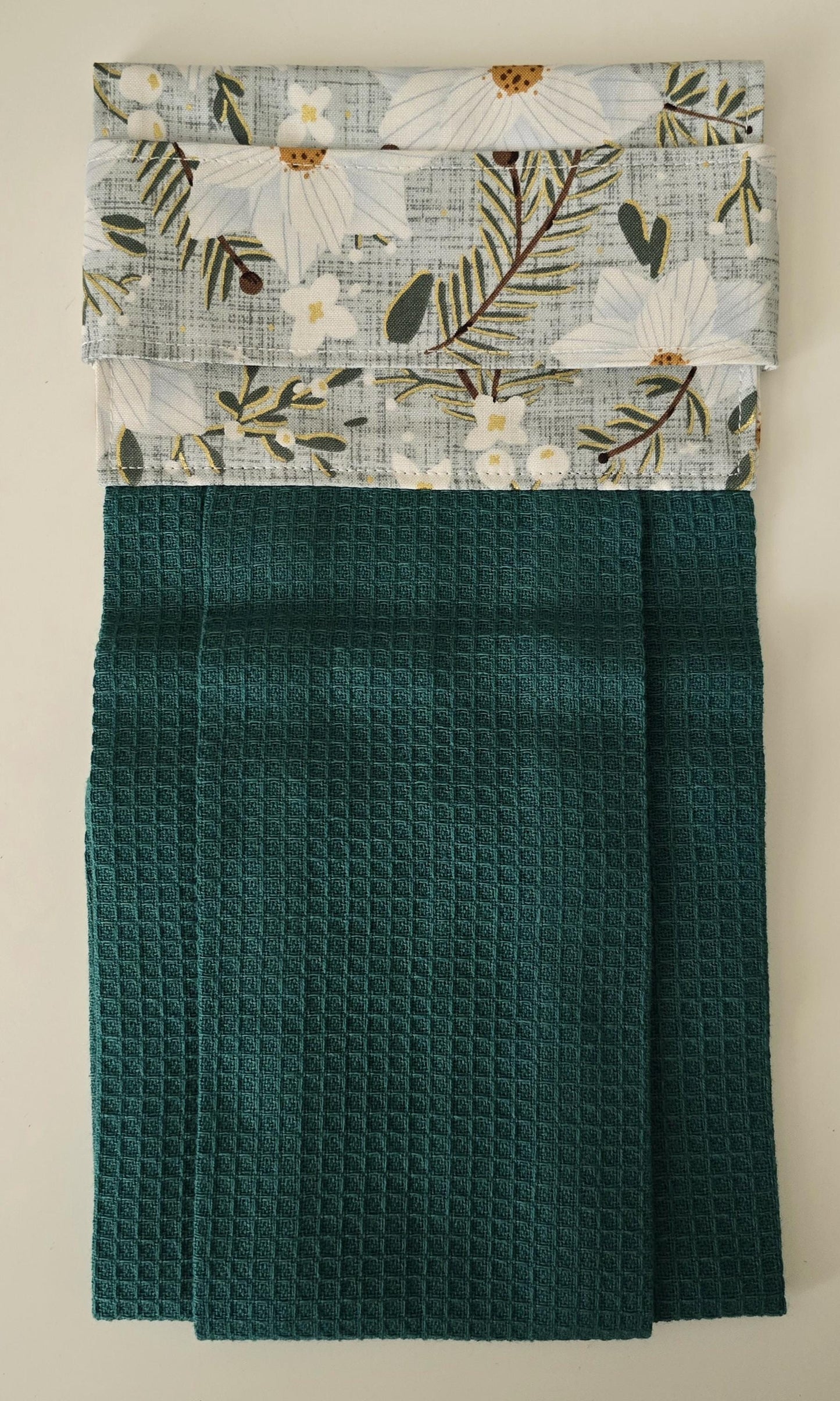 Green Christmas Hanging Hand Towel – Floral Cotton Kitchen Decor, Handmade in UK